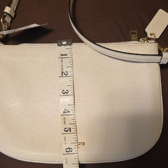 Coach Cream Leather Crossbody Bag BRAND NEW WITH TAGS - Picture 7 of 9